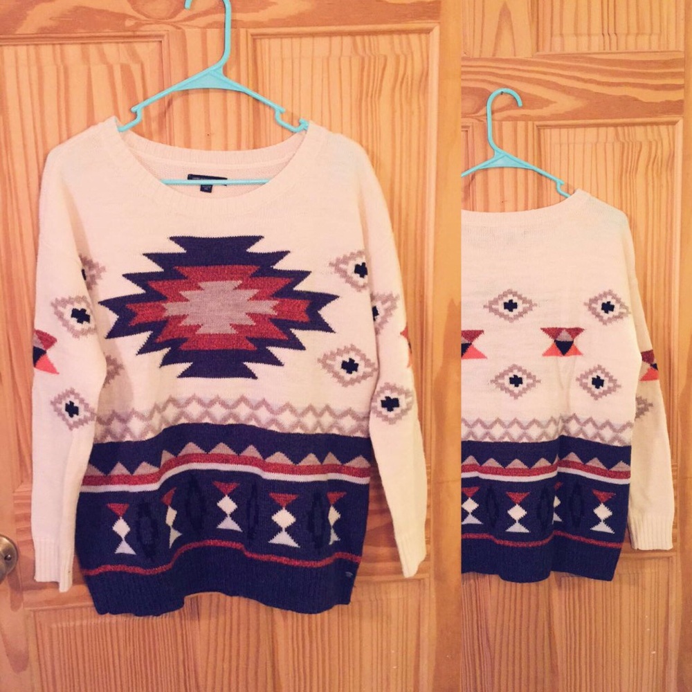 American Eagle Printed Sweater